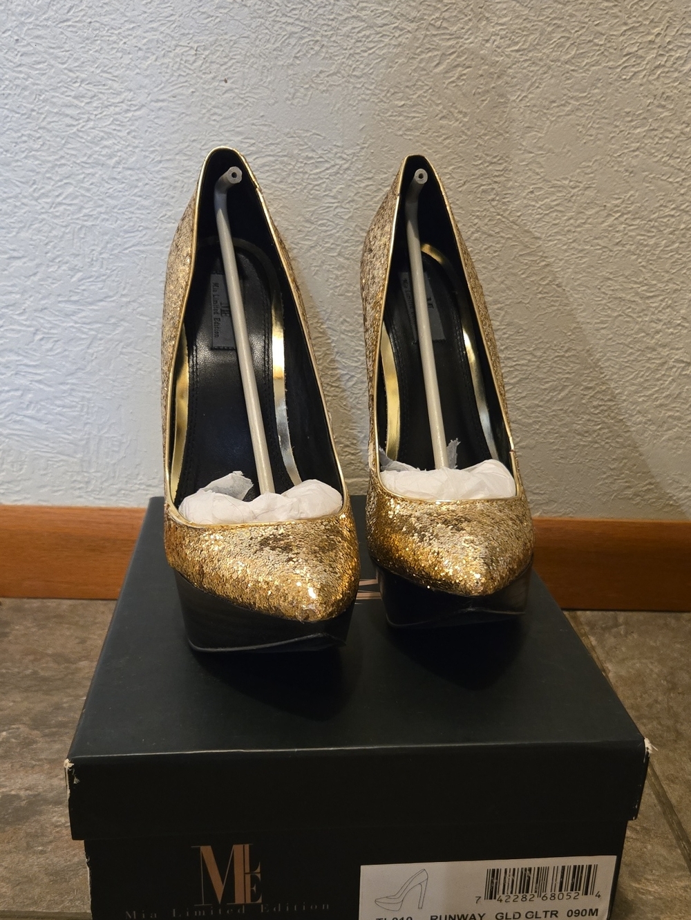 Mia Limited Edition Metallic Gold Pointed Toe Pumps